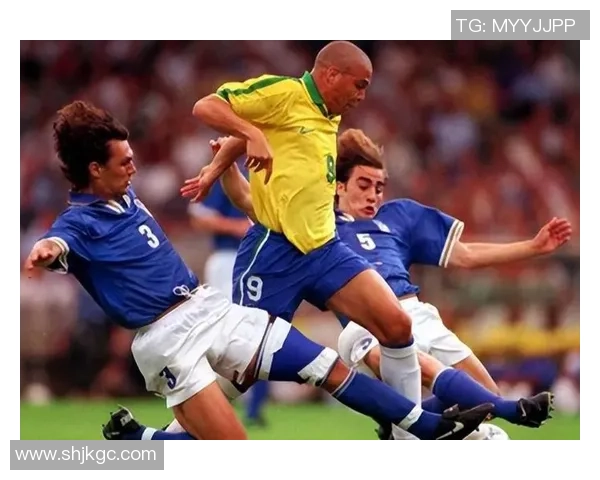 巴西足球传奇巨星的崛起与影响力探析 足球文化与全球足坛的深远连接 巴西足球传奇巨星的崛起与影响力探析 足球文化与全球足坛的深远连接