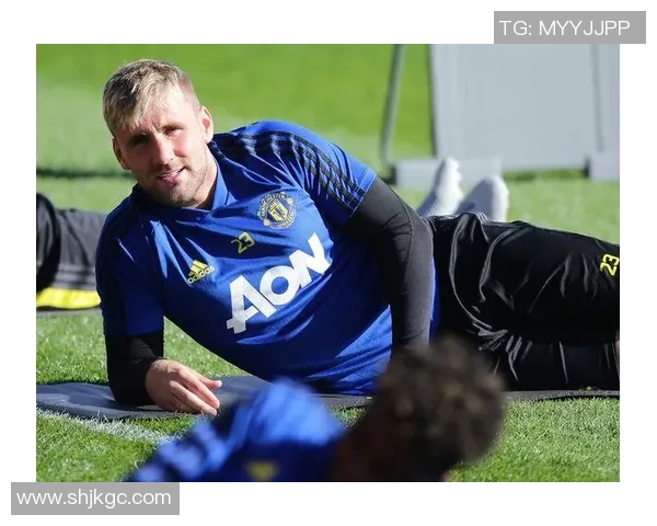 贾姓足球球星盘点及其在国际赛场上的表现与成就分析