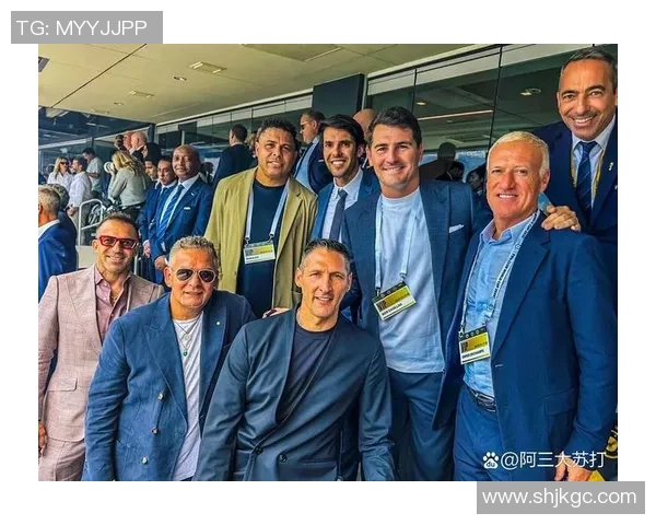 足球星车库:汇聚传奇足坛人物与经典座驾的时尚之旅 足球星车库:汇聚传奇足坛人物与经典座驾的时尚之旅