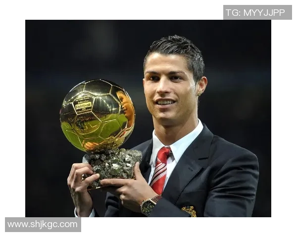 超重足球球星的逆袭之路:如何克服体重挑战重返巅峰 超重足球球星的逆袭之路:如何克服体重挑战重返巅峰