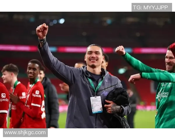 纵览世界足坛最具统治力的巅峰中锋球星实力排名 纵览世界足坛最具统治力的巅峰中锋球星实力排名